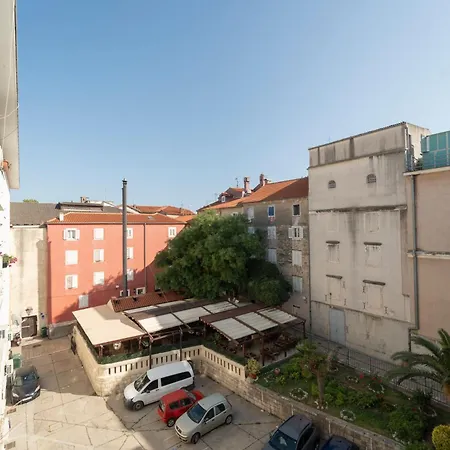 Apartman Piazza Dei Signori Zára