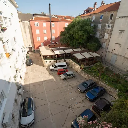 Piazza Dei Signori ザダル