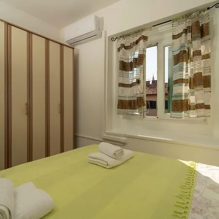 Piazza Dei Signori Apartman