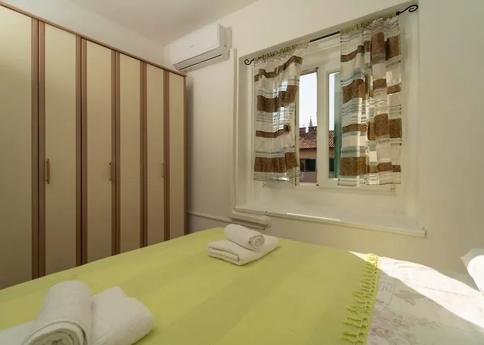 Piazza Dei Signori Apartment